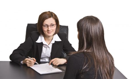 5 pytań, które na pewno usłyszysz na rozmowie rekrutacyjnej –  jak się do nich przygotować