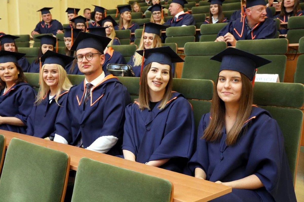 WSPiA - Graduacja 2019 - 20